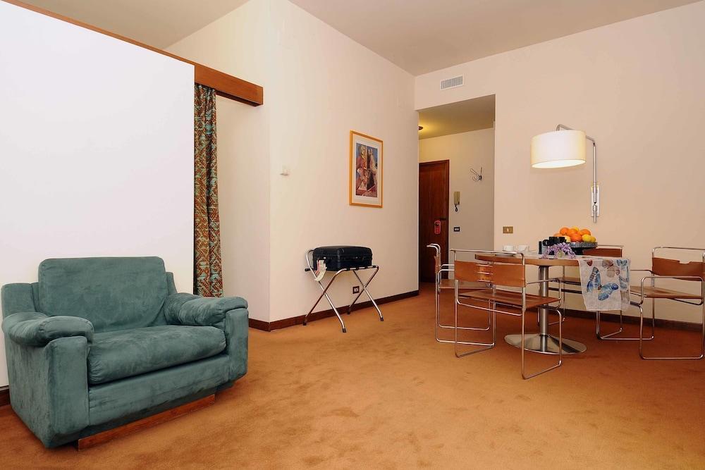 Porta Al Prato Aparthotel Florenz